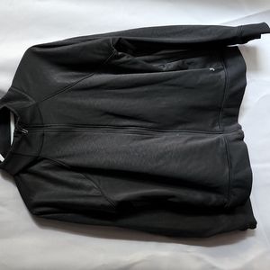 Under Armour Loose Fit Coldgear Black Jacket Size Large